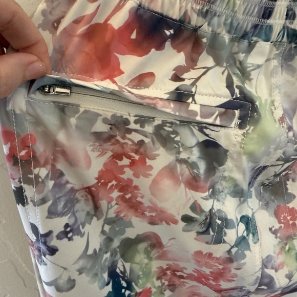 Athleta Women's Travel midi skirt - Picture 4 of 5